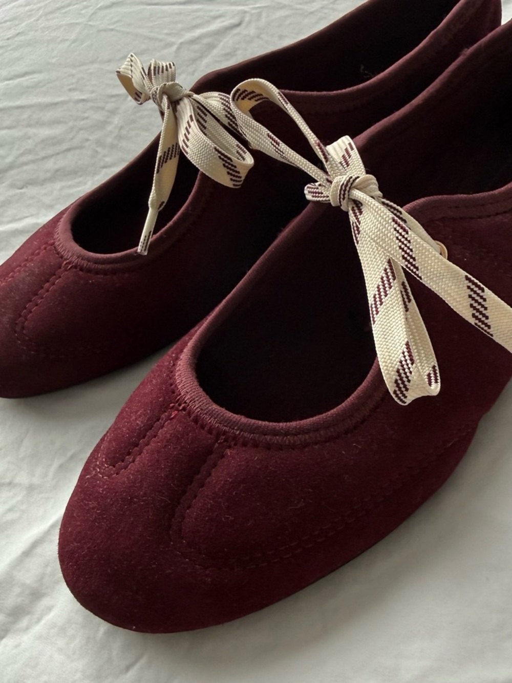 Women’s 38- Zara burgundy Mary Jane flats